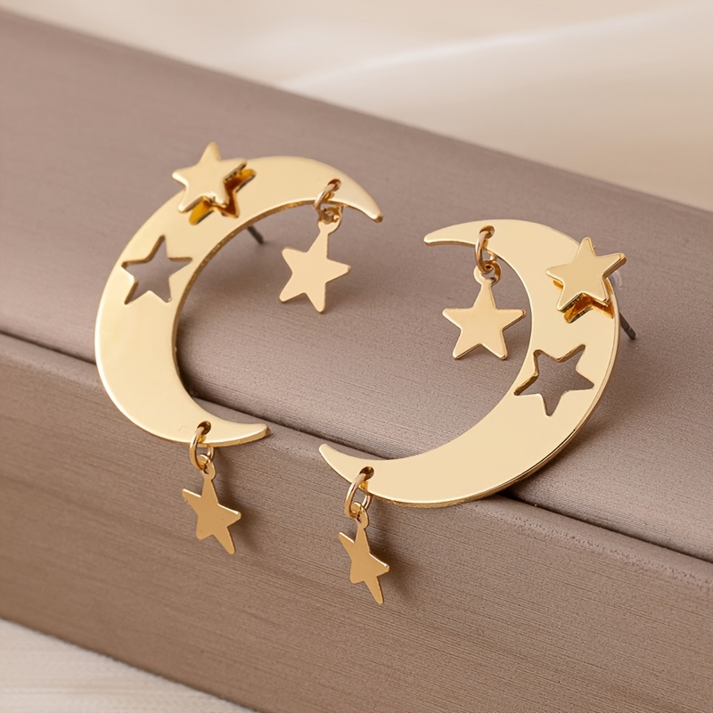 Starry Hollow Pendant Earrings Set for Daily Wear